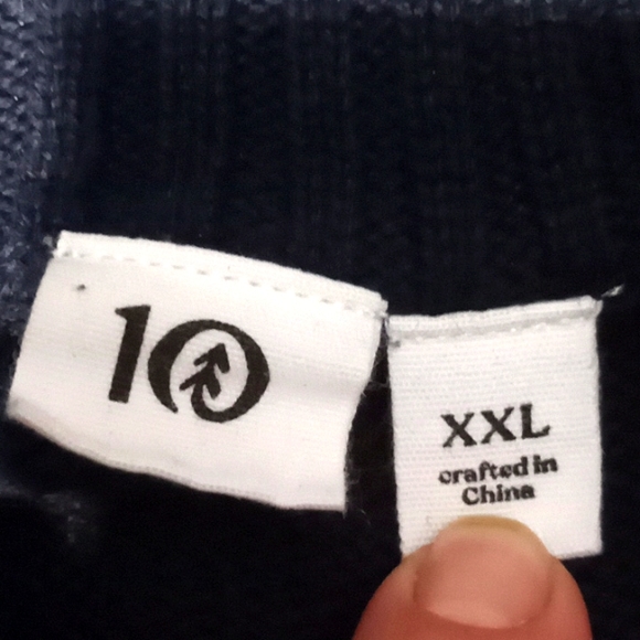 Tentree Organic Cotton 3/4 faux wood button down navy knit sweater - Picture 2 of 6